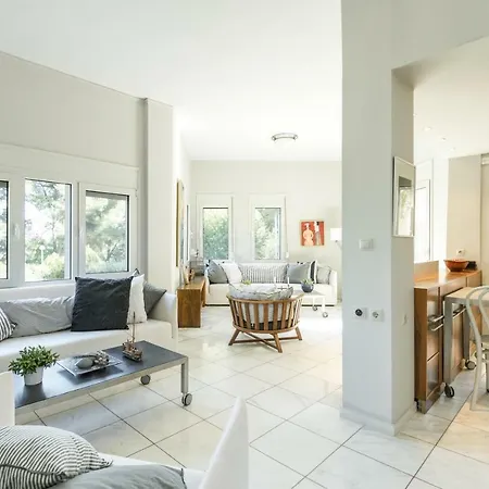 Azzurro With Sea View And Private Pool Villa *
